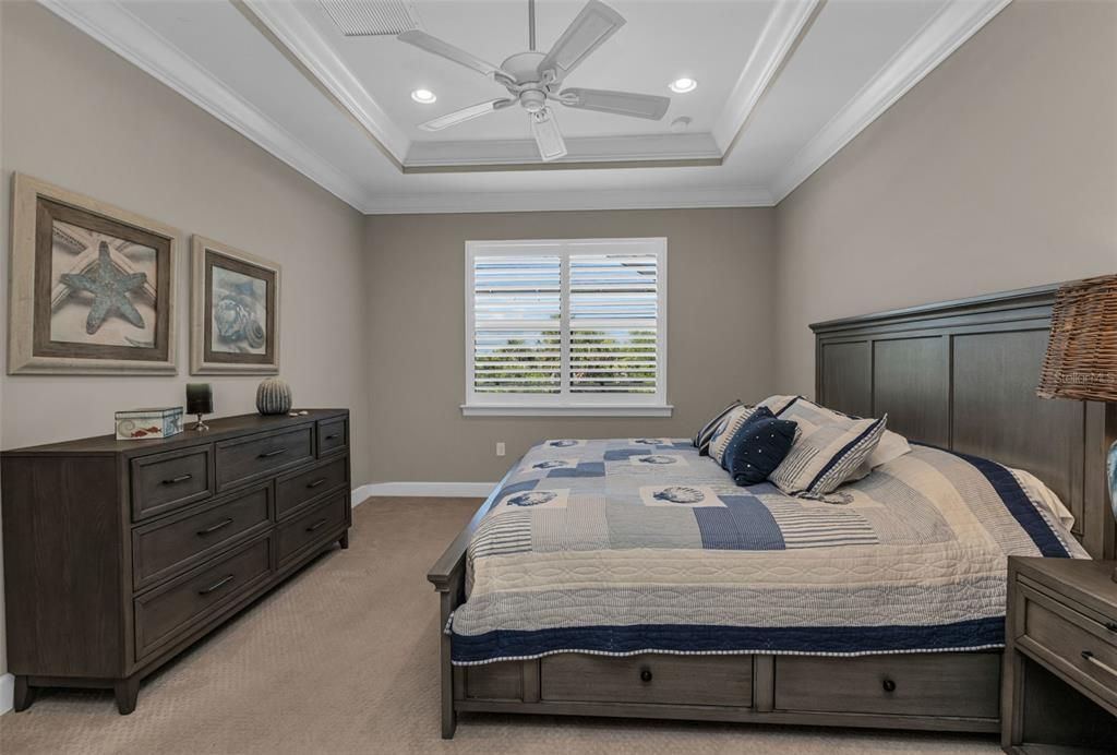 For Sale: $499,900 (3 beds, 2 baths, 1900 Square Feet)