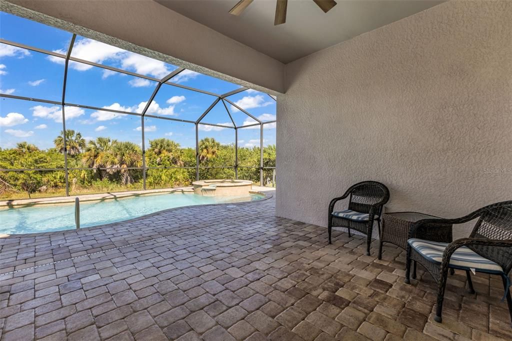 For Sale: $499,900 (3 beds, 2 baths, 1900 Square Feet)