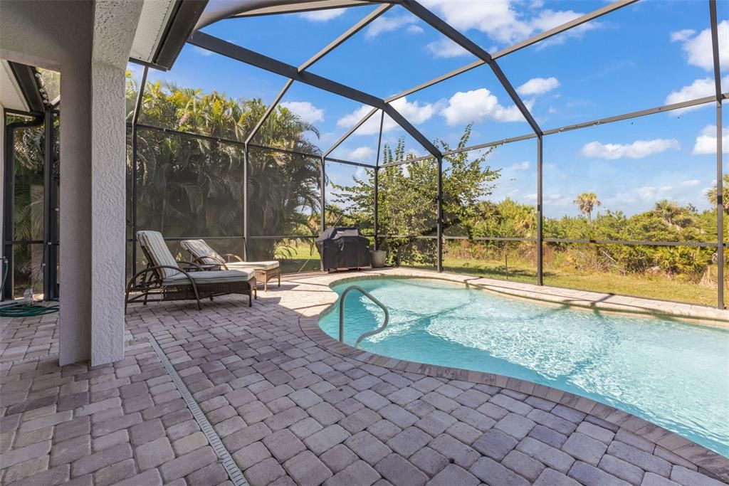 For Sale: $499,900 (3 beds, 2 baths, 1900 Square Feet)