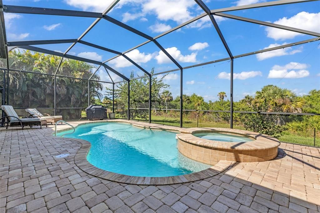 For Sale: $499,900 (3 beds, 2 baths, 1900 Square Feet)