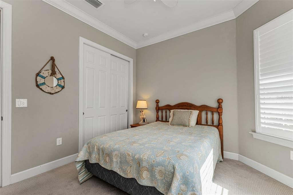 For Sale: $499,900 (3 beds, 2 baths, 1900 Square Feet)