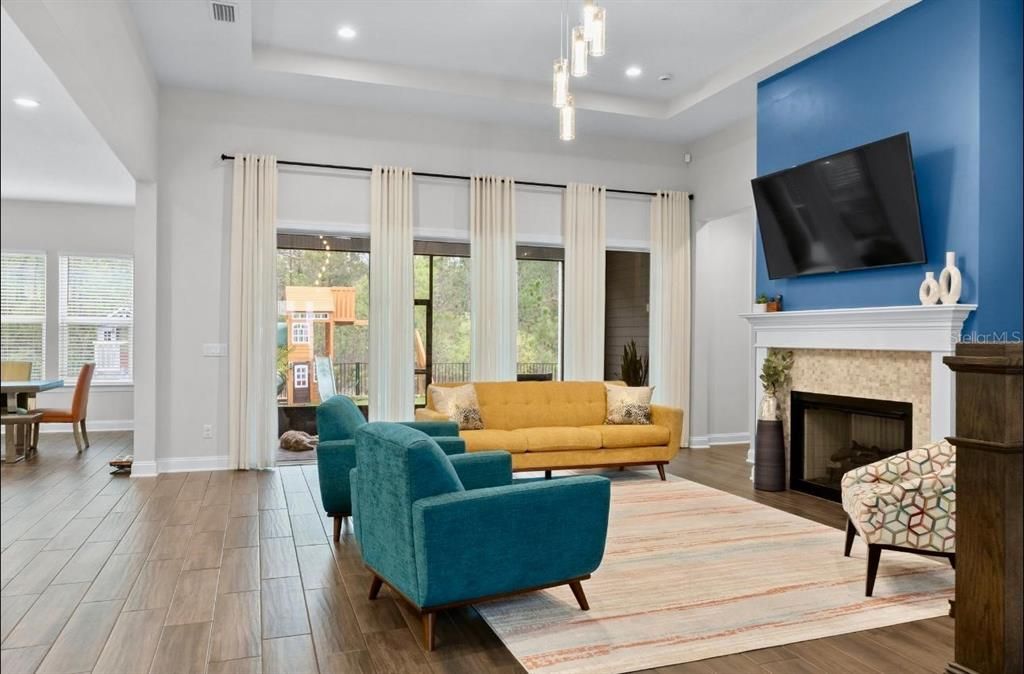 待售: $999,000 (5 贝兹, 3 浴室, 3960 平方英尺)