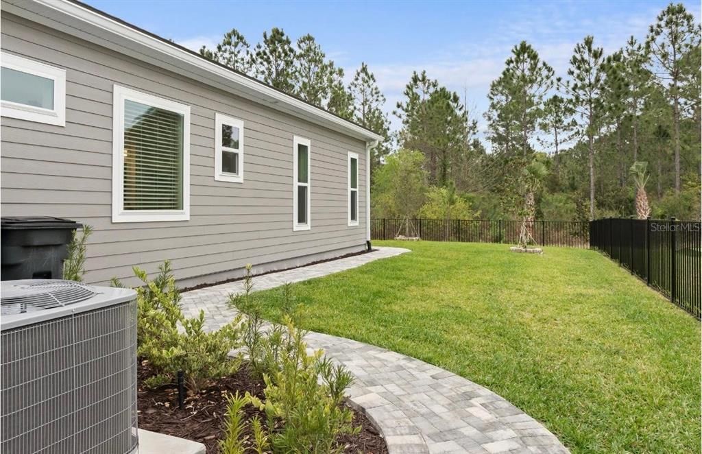 待售: $999,000 (5 贝兹, 3 浴室, 3960 平方英尺)