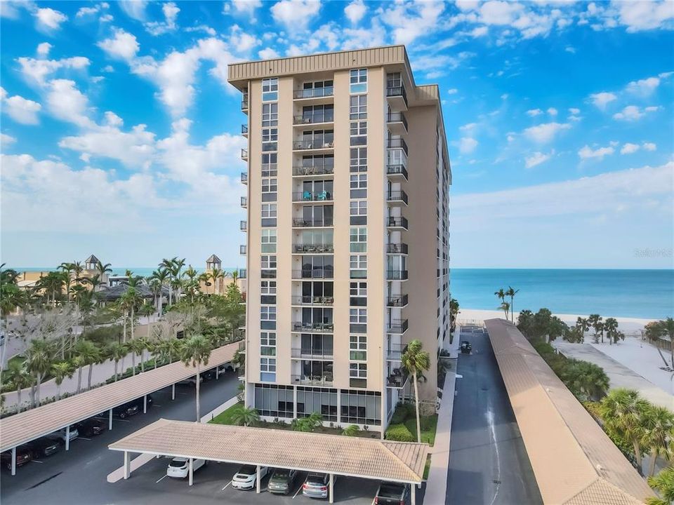 For Sale: $875,000 (2 beds, 2 baths, 1421 Square Feet)