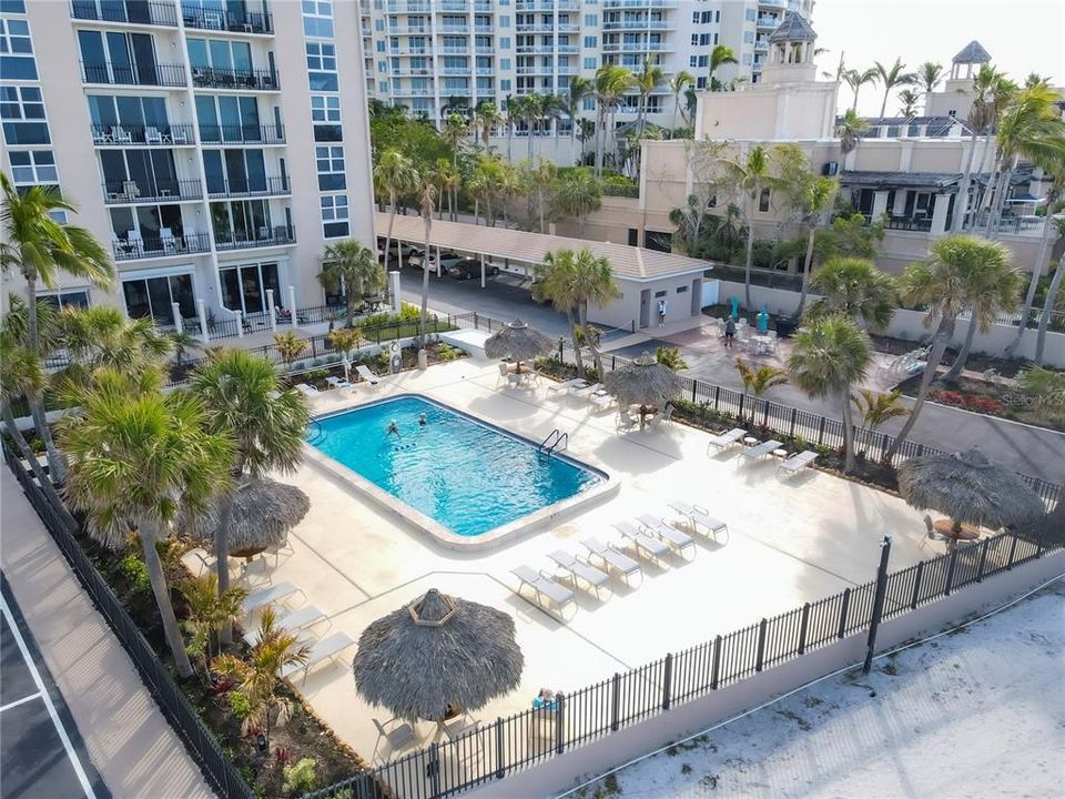 For Sale: $875,000 (2 beds, 2 baths, 1421 Square Feet)