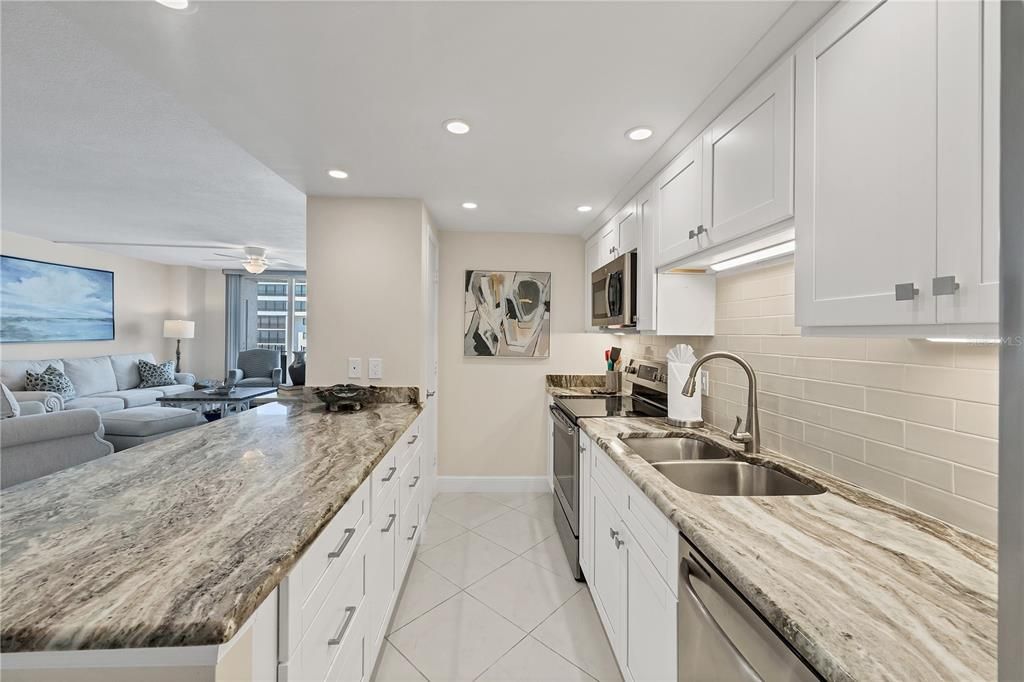 For Sale: $875,000 (2 beds, 2 baths, 1421 Square Feet)