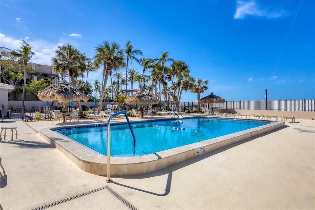 For Sale: $875,000 (2 beds, 2 baths, 1421 Square Feet)