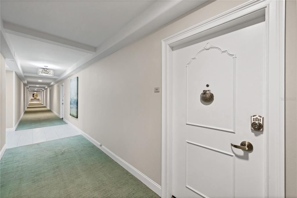 For Sale: $875,000 (2 beds, 2 baths, 1421 Square Feet)