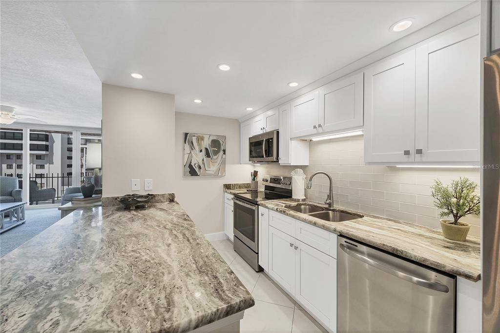 For Sale: $875,000 (2 beds, 2 baths, 1421 Square Feet)