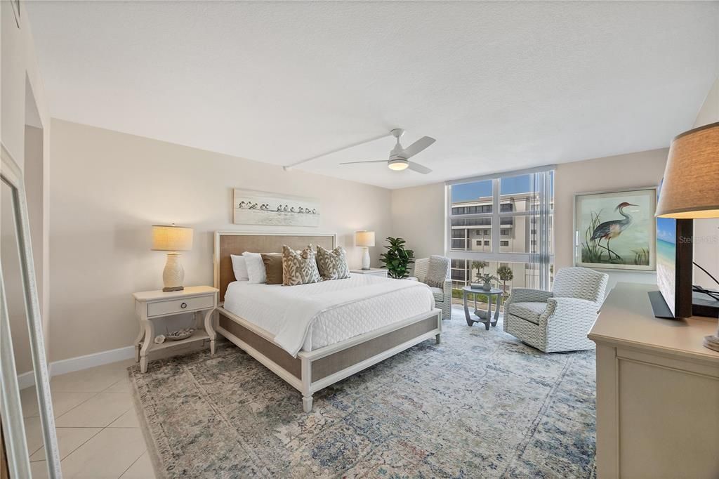 For Sale: $875,000 (2 beds, 2 baths, 1421 Square Feet)