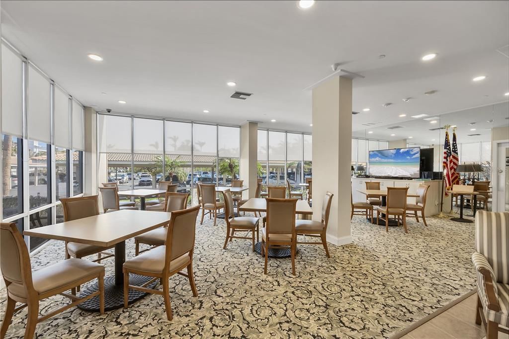 For Sale: $875,000 (2 beds, 2 baths, 1421 Square Feet)