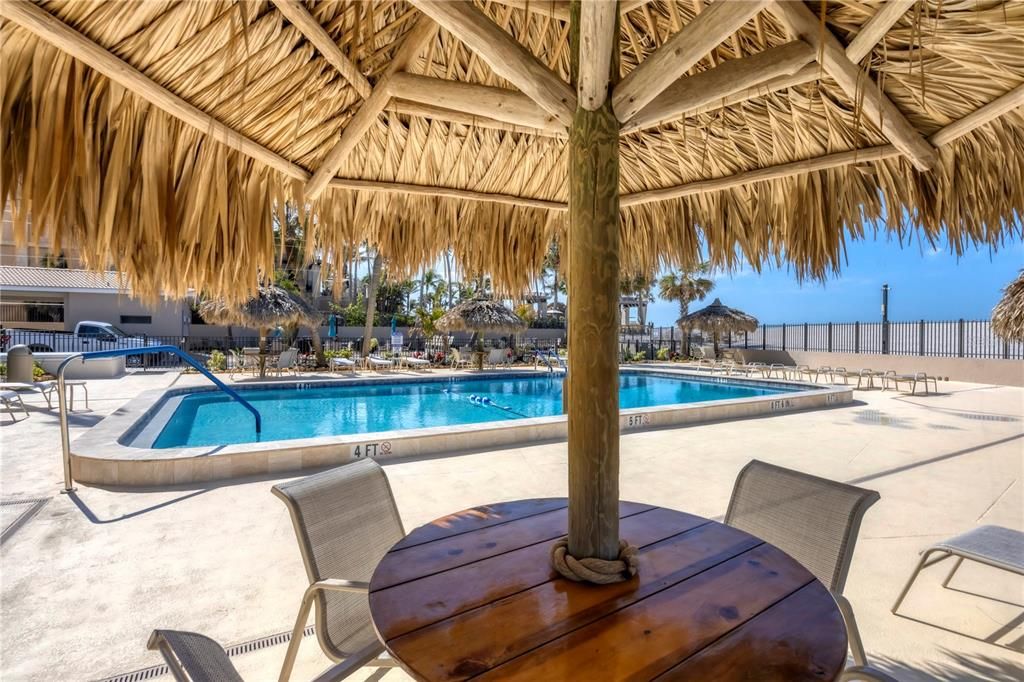 For Sale: $875,000 (2 beds, 2 baths, 1421 Square Feet)