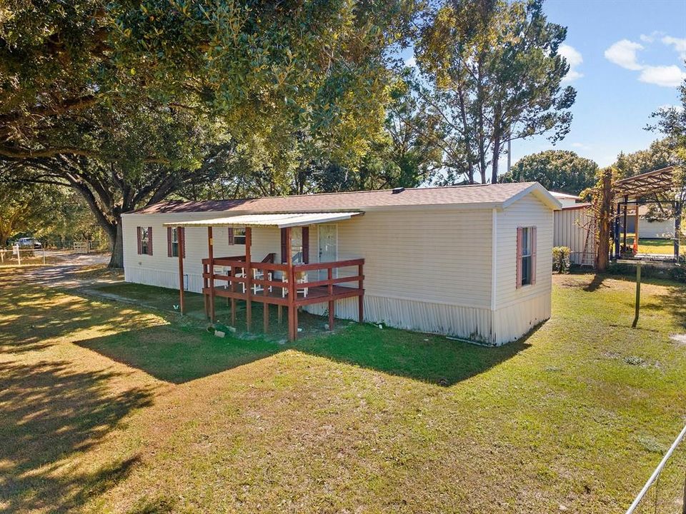 Под контрактом: $235,000 (2 спален, 2 ванн, 924 Квадратных фут)