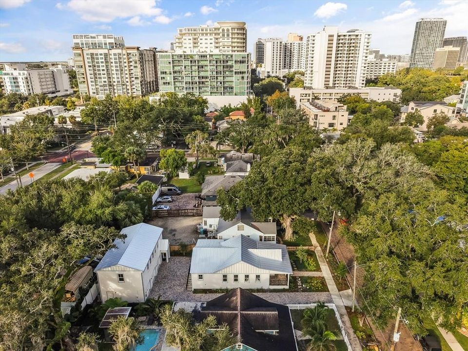 En Venta: $1,199,000 (4 camas, 3 baños, 2271 Pies cuadrados)