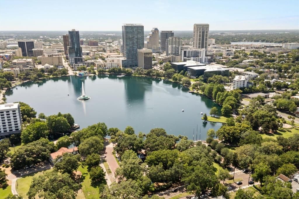 En Venta: $1,199,000 (4 camas, 3 baños, 2271 Pies cuadrados)