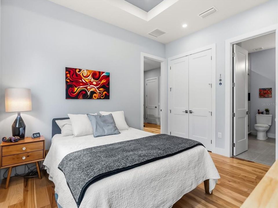 En Venta: $1,199,000 (4 camas, 3 baños, 2271 Pies cuadrados)