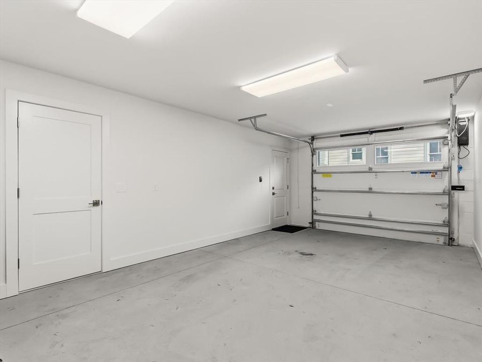 En Venta: $1,199,000 (4 camas, 3 baños, 2271 Pies cuadrados)