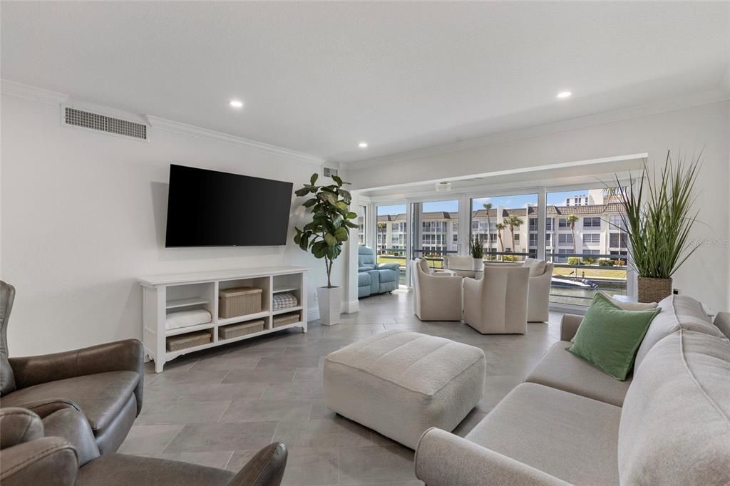 待售: $595,000 (2 贝兹, 2 浴室, 1152 平方英尺)