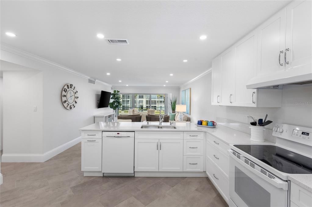 待售: $595,000 (2 贝兹, 2 浴室, 1152 平方英尺)