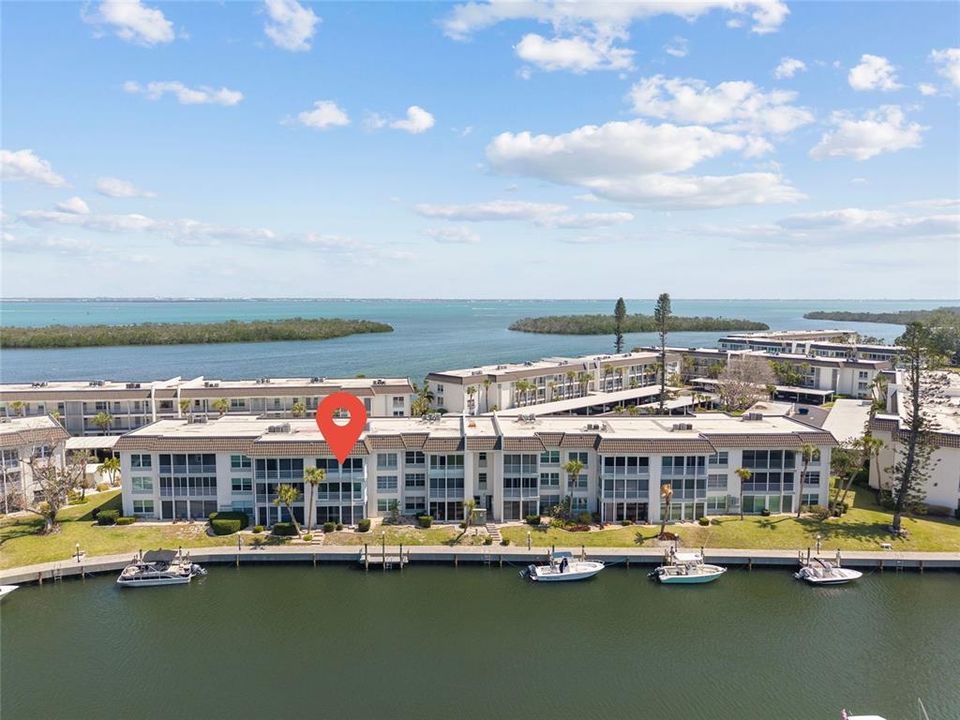 待售: $595,000 (2 贝兹, 2 浴室, 1152 平方英尺)