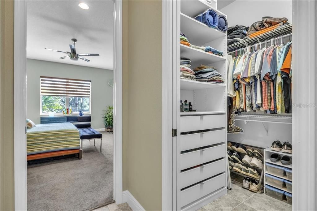 For Sale: $884,900 (3 beds, 2 baths, 2886 Square Feet)