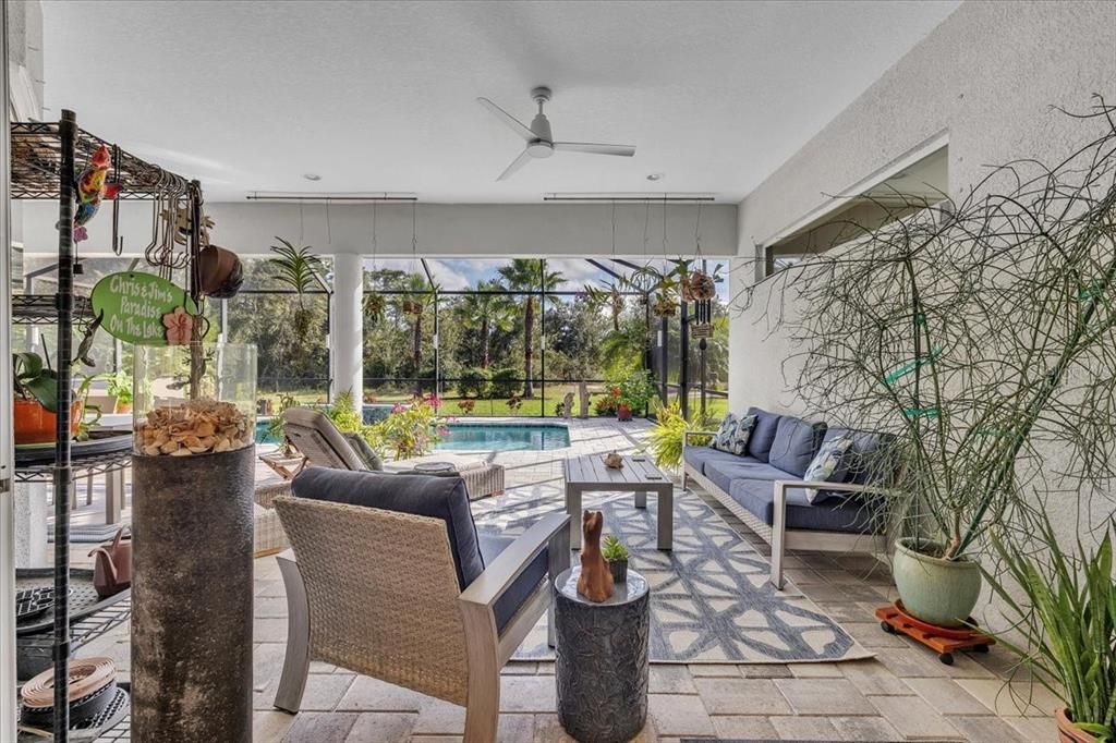 For Sale: $884,900 (3 beds, 2 baths, 2886 Square Feet)