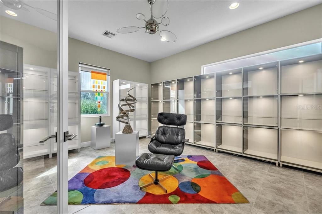 For Sale: $884,900 (3 beds, 2 baths, 2886 Square Feet)