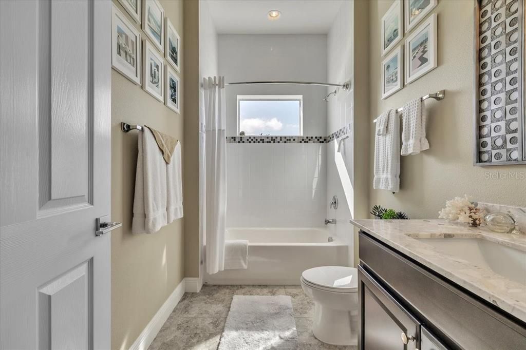 For Sale: $884,900 (3 beds, 2 baths, 2886 Square Feet)