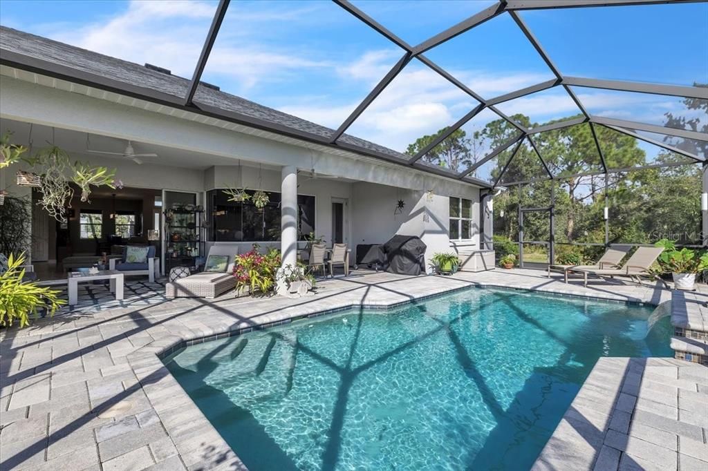 For Sale: $884,900 (3 beds, 2 baths, 2886 Square Feet)