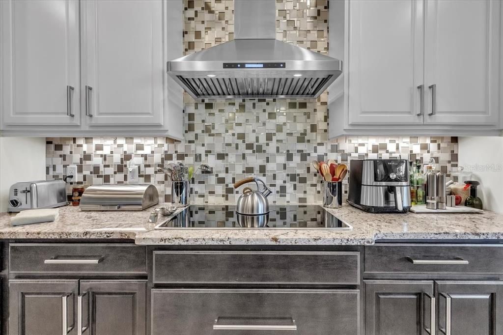 For Sale: $884,900 (3 beds, 2 baths, 2886 Square Feet)