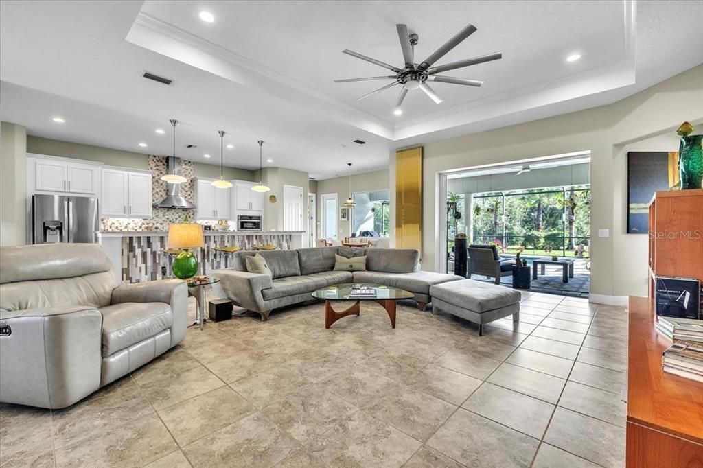 For Sale: $884,900 (3 beds, 2 baths, 2886 Square Feet)