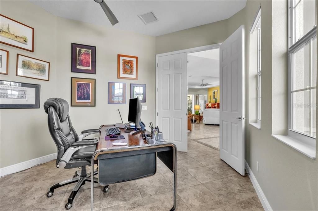 For Sale: $884,900 (3 beds, 2 baths, 2886 Square Feet)