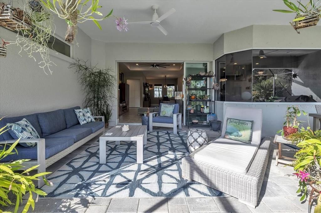 For Sale: $884,900 (3 beds, 2 baths, 2886 Square Feet)