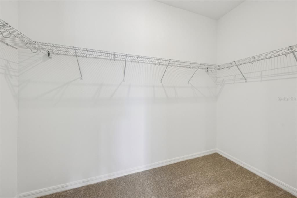 Activo con contrato: $449,990 (4 camas, 2 baños, 193 Pies cuadrados)