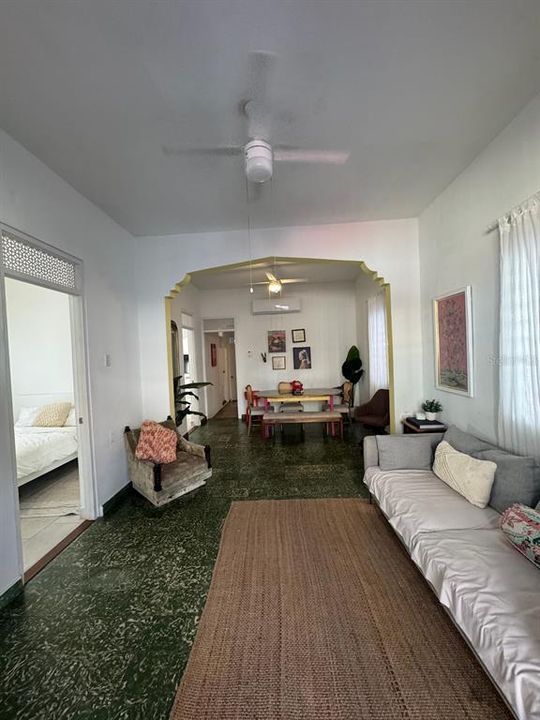 Active With Contract: $475,000 (7 beds, 3 baths, 2400 Square Feet)