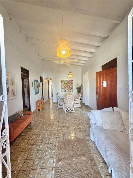 Active With Contract: $475,000 (7 beds, 3 baths, 2400 Square Feet)