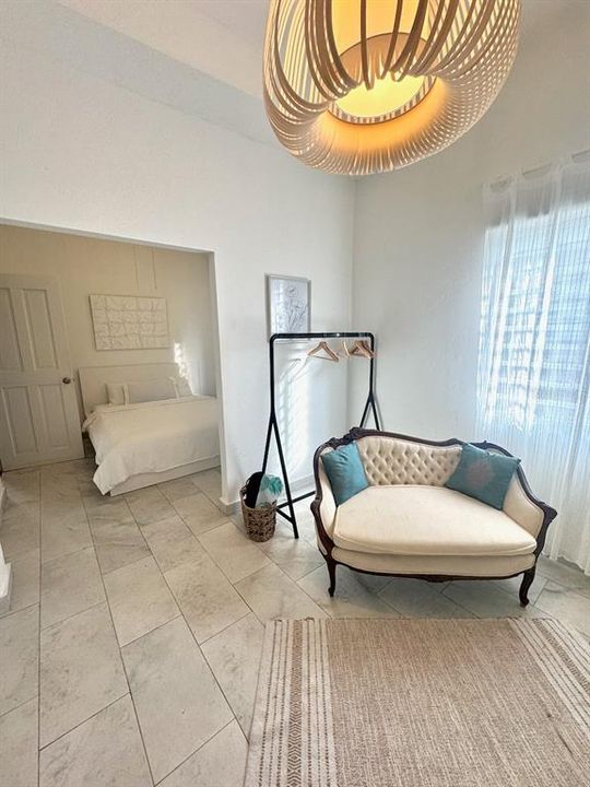 Active With Contract: $475,000 (7 beds, 3 baths, 2400 Square Feet)