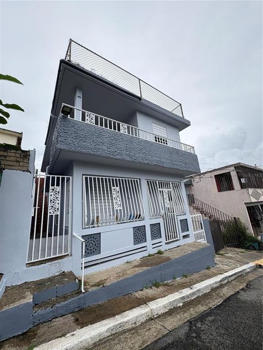 En Venta: $132,000 (5 camas, 2 baños, 1100 Pies cuadrados)