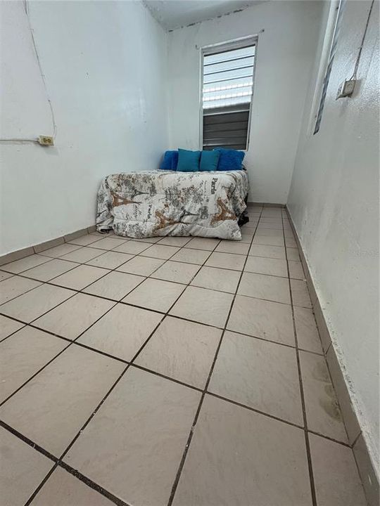 En Venta: $132,000 (5 camas, 2 baños, 1100 Pies cuadrados)