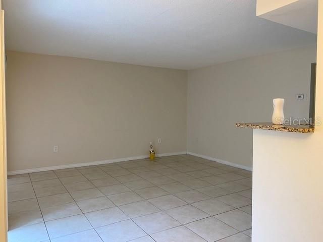 For Rent: $1,700 (2 beds, 1 baths, 783 Square Feet)