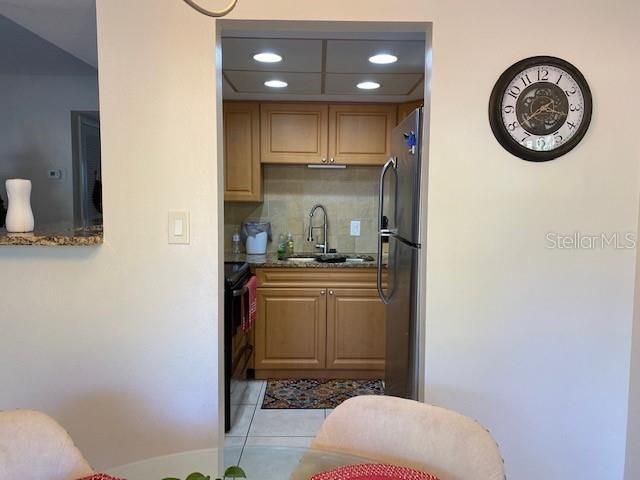 For Rent: $1,700 (2 beds, 1 baths, 783 Square Feet)