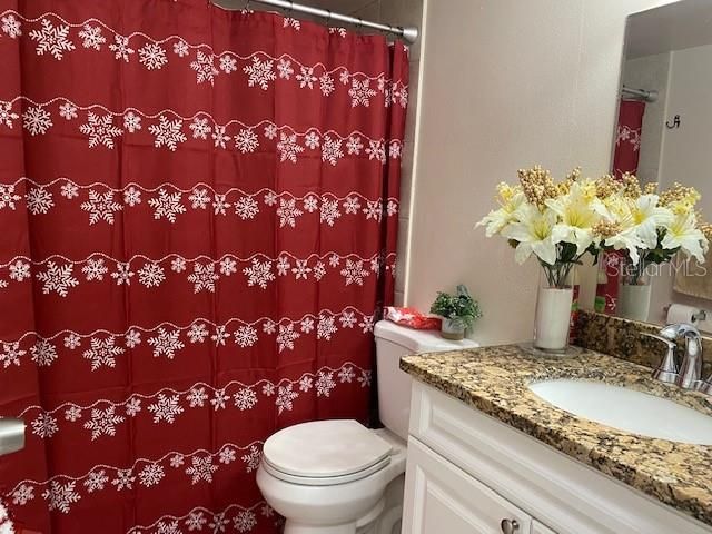 For Rent: $1,700 (2 beds, 1 baths, 783 Square Feet)