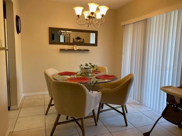 For Rent: $1,700 (2 beds, 1 baths, 783 Square Feet)