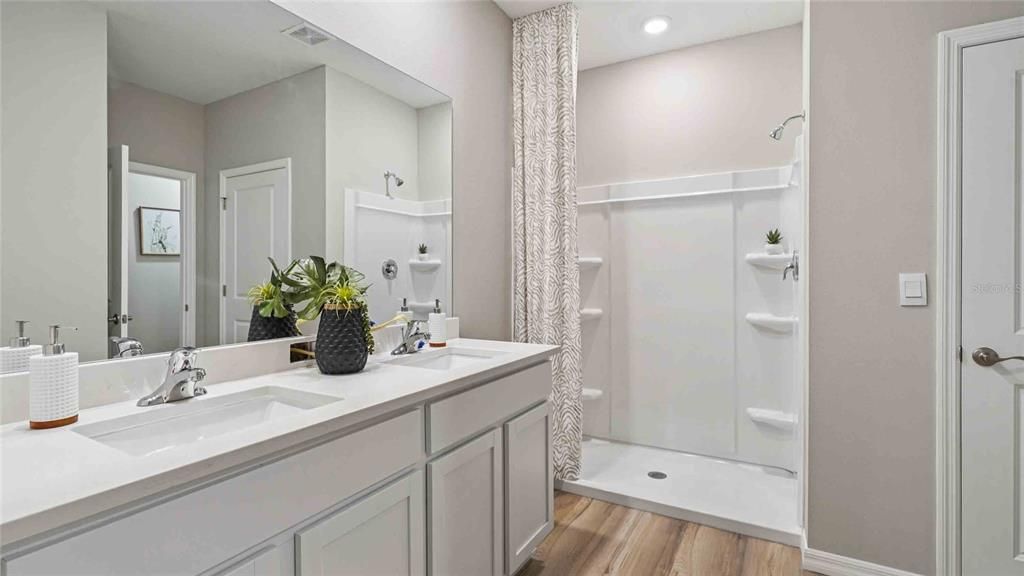 Active With Contract: $357,990 (4 beds, 3 baths, 1956 Square Feet)