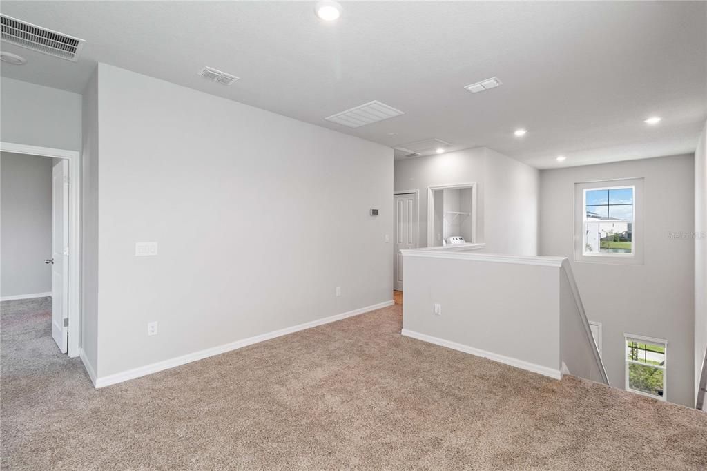 For Rent: $2,500 (3 beds, 2 baths, 1929 Square Feet)
