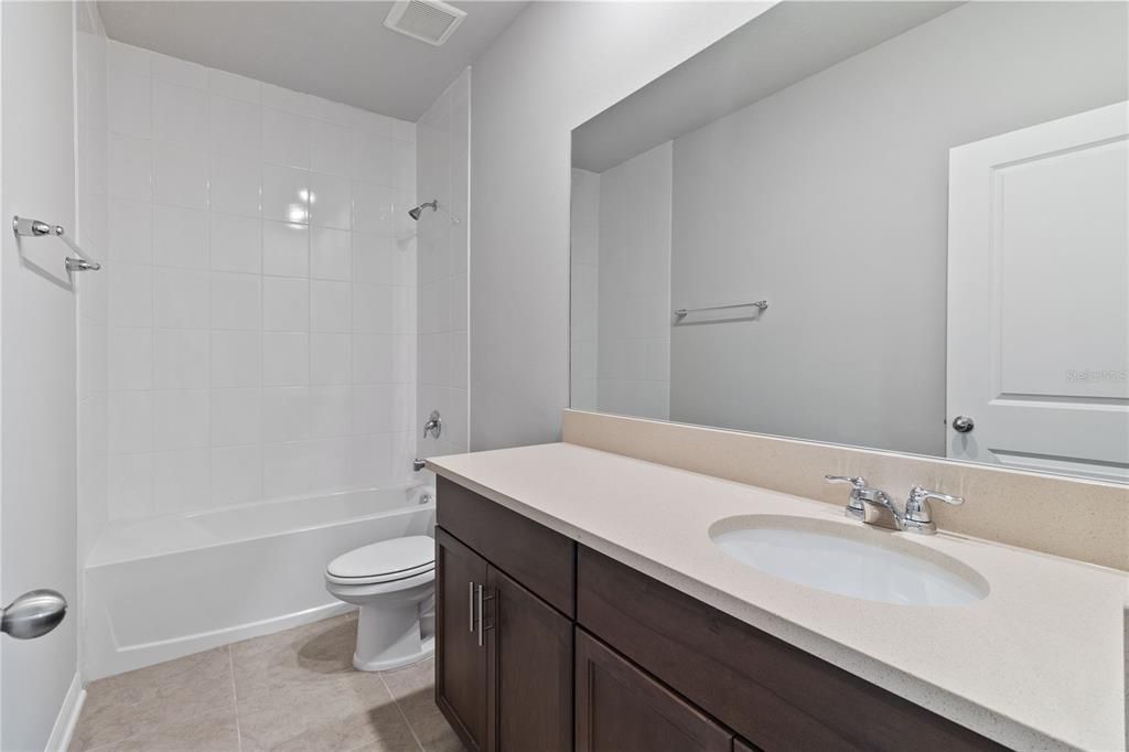 For Rent: $2,500 (3 beds, 2 baths, 1929 Square Feet)