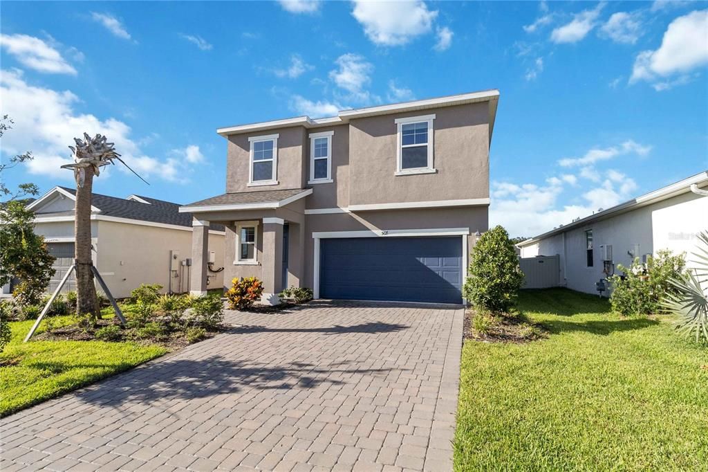 For Rent: $2,500 (3 beds, 2 baths, 1929 Square Feet)