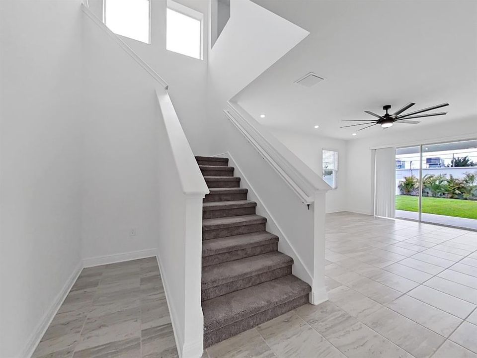 Active With Contract: $5,300 (5 beds, 4 baths, 3784 Square Feet)