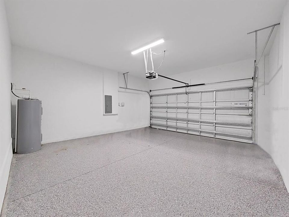 Active With Contract: $5,300 (5 beds, 4 baths, 3784 Square Feet)