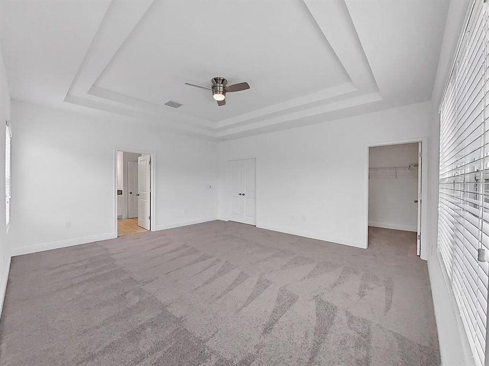 Active With Contract: $5,300 (5 beds, 4 baths, 3784 Square Feet)